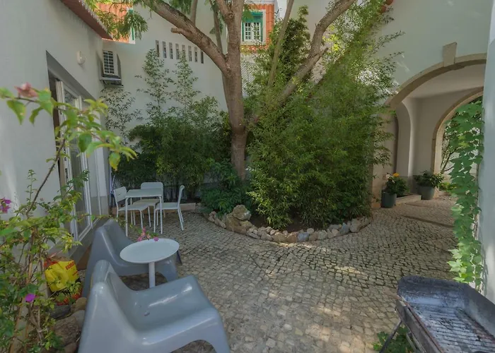 Casa Do Museu, Three Independent Semesterbostad